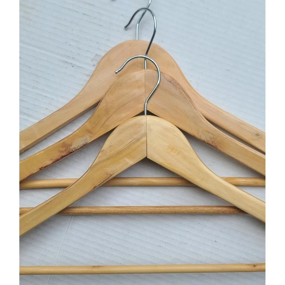 Set of 3 Natural Wood Clothes Hangers with Swivel Hook‎ Pant Bar and Notches